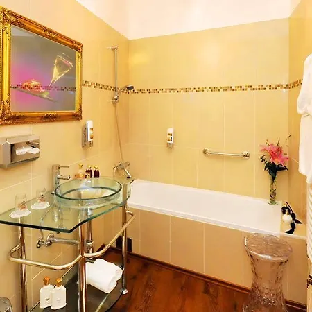 Schlossgasthof Hotel 3*